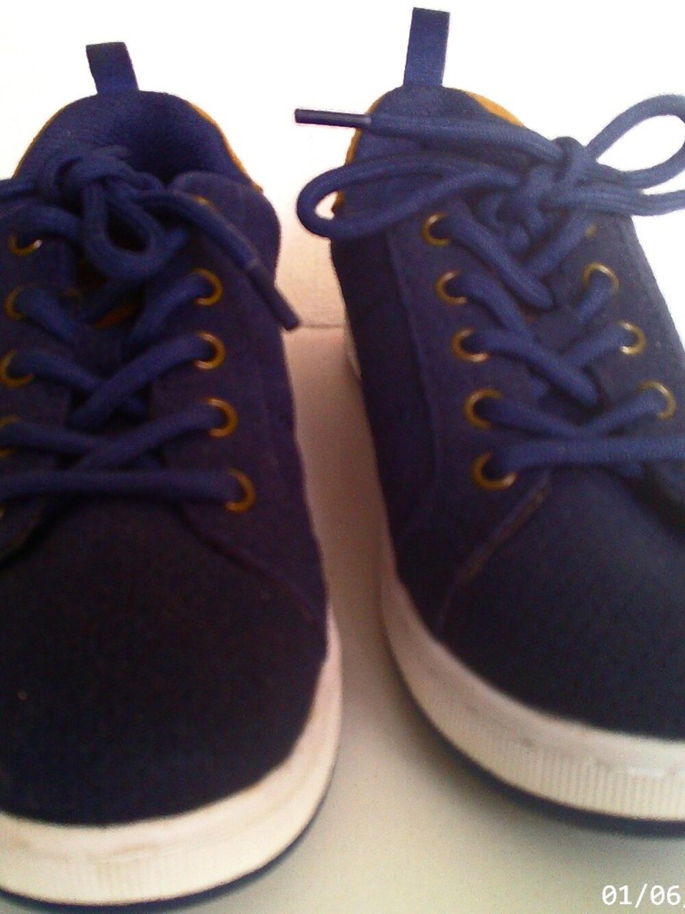 Cute ZY 1996 Sneakers Marine Bleu, ,brown, and White  Size 28